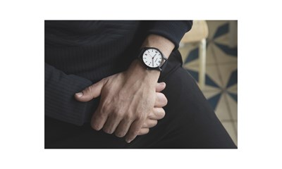 CITY ACTIVE Ø43, black case, cream dial, black silicone - W